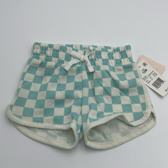 Grayson Mini 12 months Checkered Shorts - Picture 1 of 3